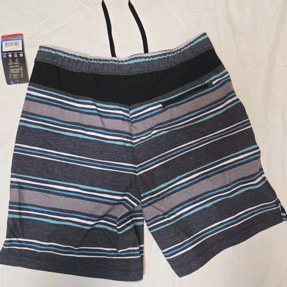 Speedo Tech Volley Men's Size M Swim Trunks. New With Tags! - Picture 4 of 4